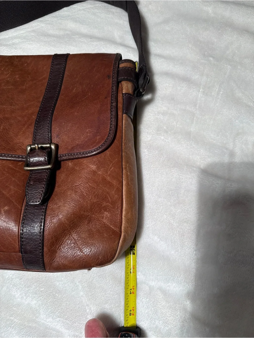 Fossil Vintage Distressed Leather Messenger Bag - Cognac Brown - Fits 15